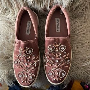 Steve Madden pretty pink bling-bling sneakers